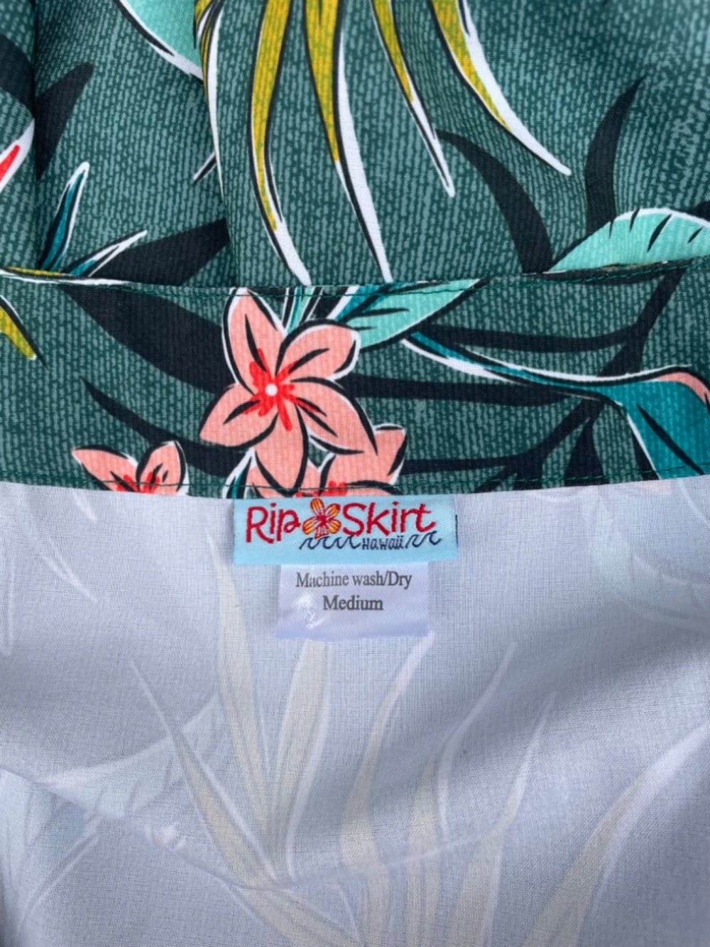 Ripskirt Hawaii skirt - Picture 3 of 4